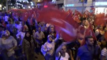 Düzce’de Demokrasi ve Milli Birlik Günü için vatandaşlar Mehter ile yürüdü
