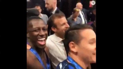 فيديو: فرحة مجنونة.. الرئيس الفرنسي يستجيب لاحتفال بوجبا