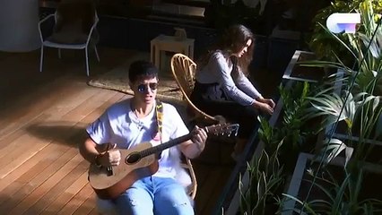Alfred y Amaia cantando en la terraza | OT 2017 |