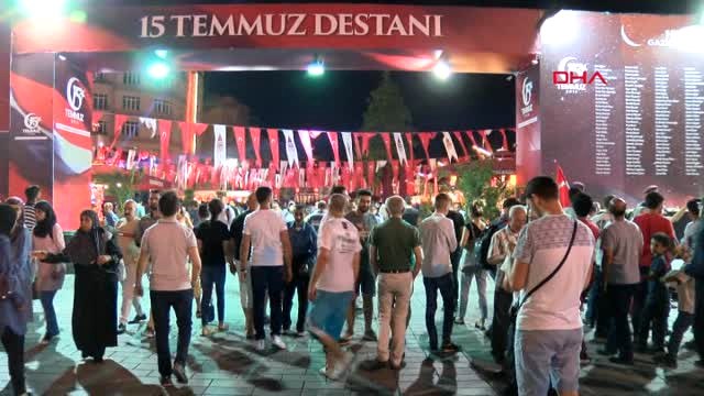 İstanbul Taksim Meydanında 15 Temmuz Nöbeti