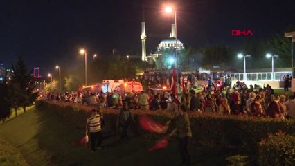 İstanbul 15 Temmuz Köprüsündeki Anmanın Ardından Dağılmalar 1