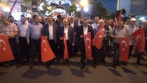 Düzce'de Demokrasi ve Milli Birlik Günü İçin Vatandaşlar Mehter ile Yürüdü