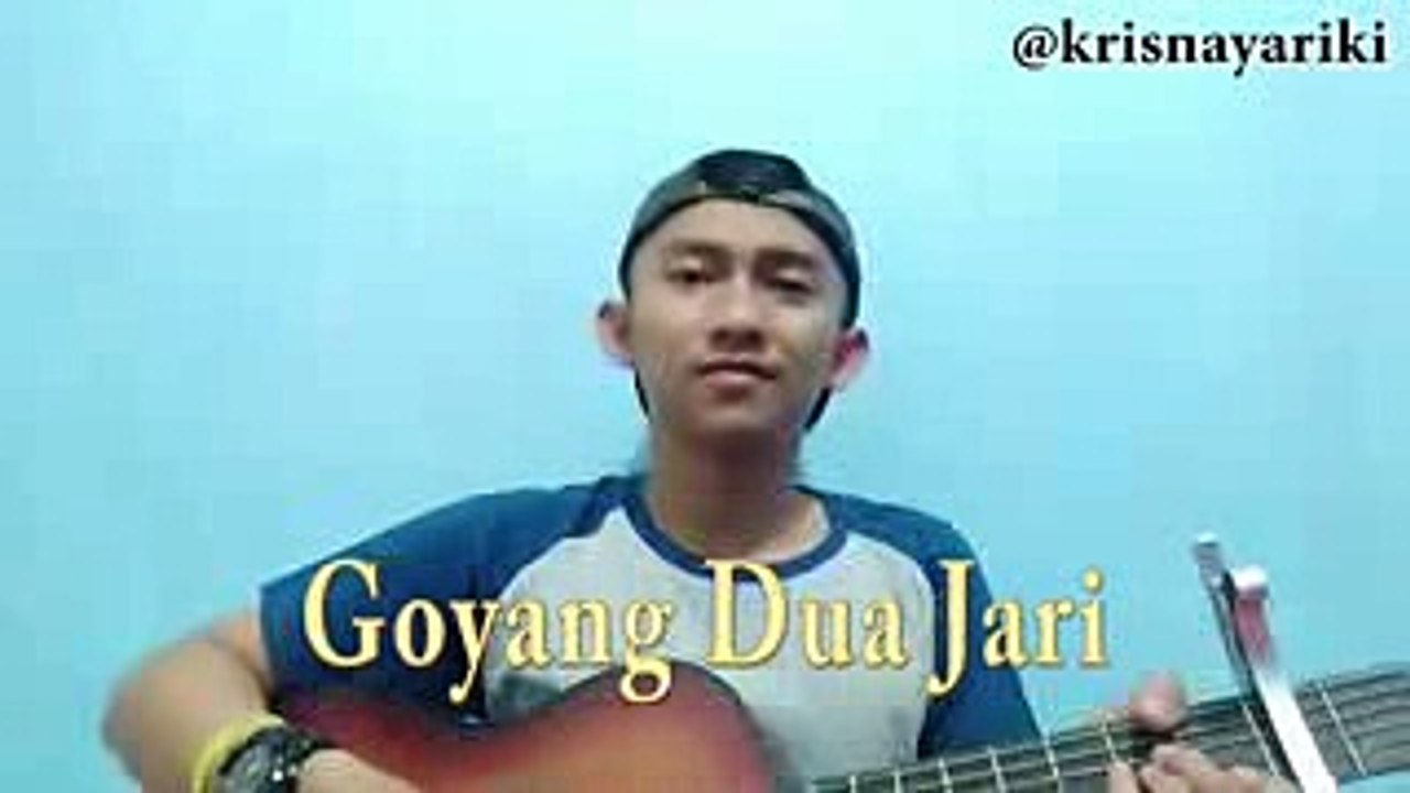 vIDIO lUCU gOYANG dUA jARI