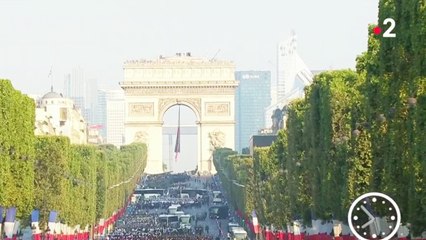 Histoire, Histoires – Les Champs-Élysées