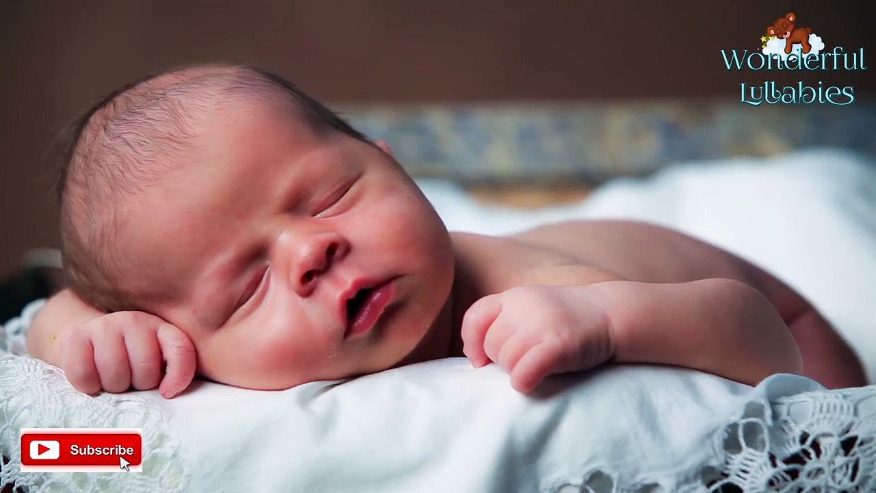 4 Hours Super Relaxing Baby Music ♥♥ Most Soothing Bedtime Lullaby No. 9 ♫♫ Cute Smiling B