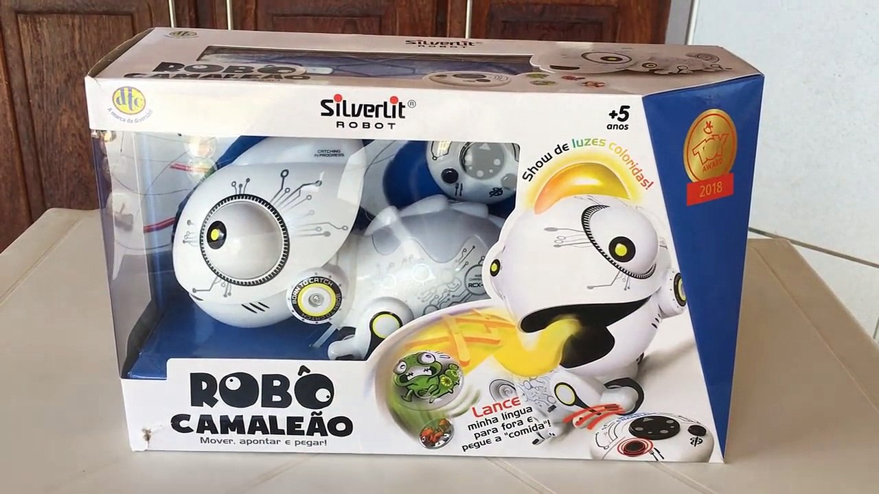O CAMALEÃO ROBÔ QUE CONSEGUE PEGAR AS COISAS COM A LÍNGUA!
