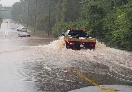 Cars Swamped By Severe Flooding in Atlanta
