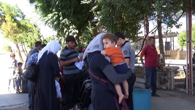 Ramazan bayramını ülkesinde geçiren 40 bini aşkın Suriyeli dönüş yaptı