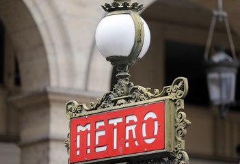 La RATP change le nom de 6 stations de métro en l'honneur des Bleus