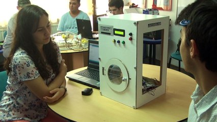 Lise öğrencileri çamaşır makinesi programını yazdılar