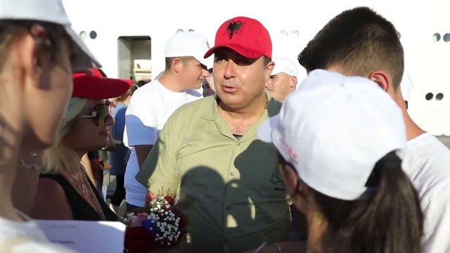 360Grade - Klesta - Mberrin ne Durres krocera me 1800 turiste nga Turqia