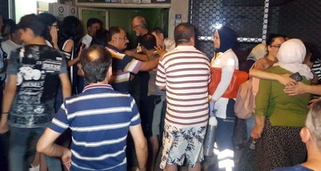 Korkutan Yangında Evde Yaşayan Kadın Bulunamayınca Yakınları Fenalık Geçirdi