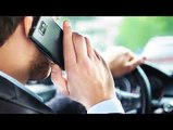 إن استخدام الهاتف النقال أثناء قيادة المركبة يشتت التركيز ويؤدي إلى فقدان السيطرة ويتسبب في وقوع الحوادث المرورية