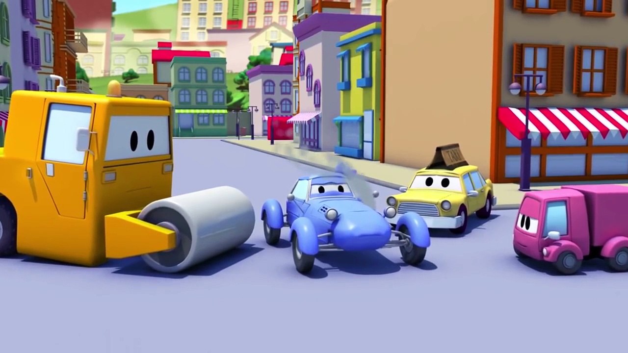 Troy le Train et ses amis à Car City: le Rouleau Compresseur, lHélicoptère et beaucoup dautres !