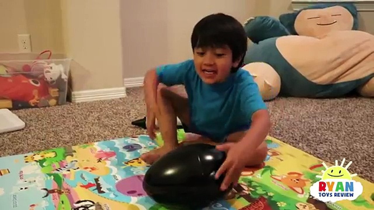 Ryan Learn colors with Giant Crayons and opens huge surprise eggs with toys