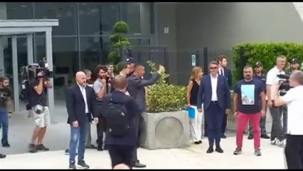 Primer baño de masas de Cristiano Ronaldo en Turín 16/7/2018