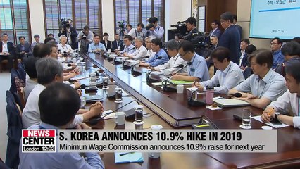 Moon apologizes for not keeping minimum wage election pledge