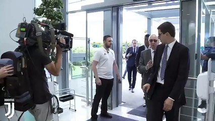 Cristiano Ronaldo cantando "Juve, Juve"