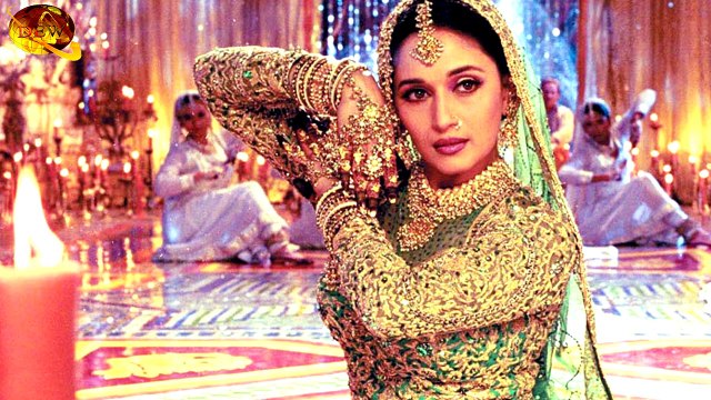 Madhuri Dixit Biography | Bollywood actress Madhuri Dixit