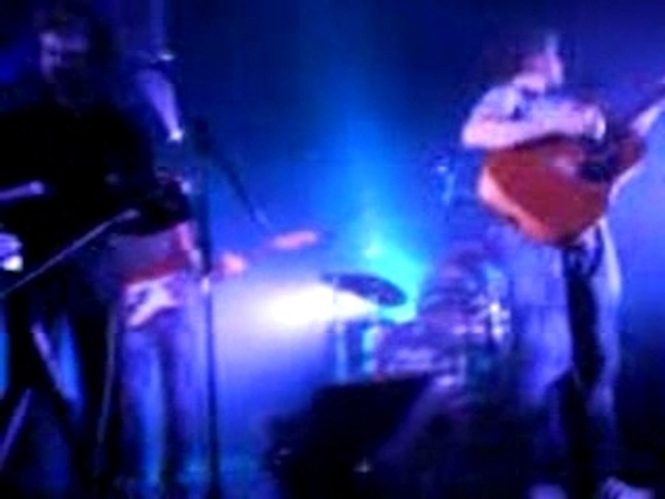 Roken is Dodelijk en live à l'aeronef