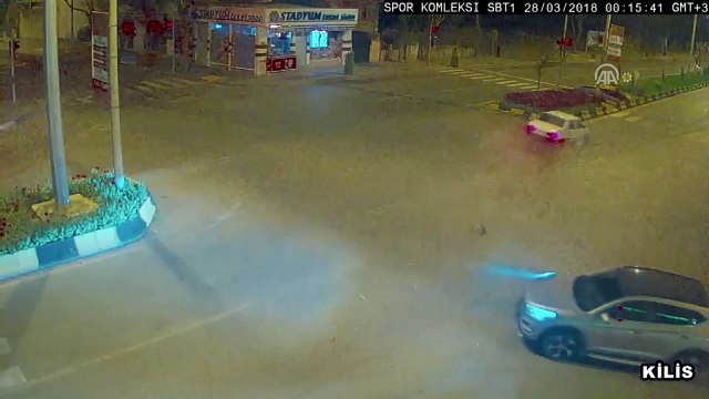 Trafik kazaları MOBESE kameralarında - GAZİANTEP