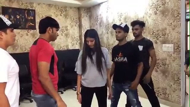 सपना चौधरी ने किया बड़ा धमाका उड़ा देगी सबके होश Sapna Choudhary Turn Asma Dance Groups Sapna
