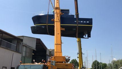 Mise à l’eau du fileyeur