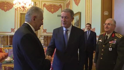 TBMM Başkanı Yıldırım, Milli Savunma Bakanı Akar ve Kuvvet Komutanlarını Kabul Etti