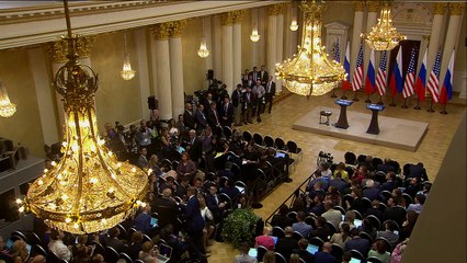 Trump e Putin elogiam diálogo bilateral