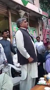 PMLN Ex-Minister Barjees Tahir Started Crying During Election Campaign On Maryam Nawaz's Conviction