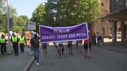 헬싱키 도심 곳곳 트럼프·푸틴 반대 시위 / YTN