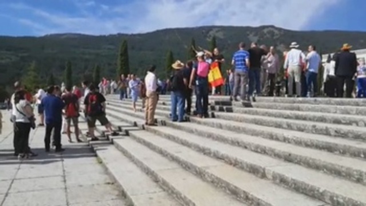 Spanish government says exhumation of former dictator Franco to go ahead