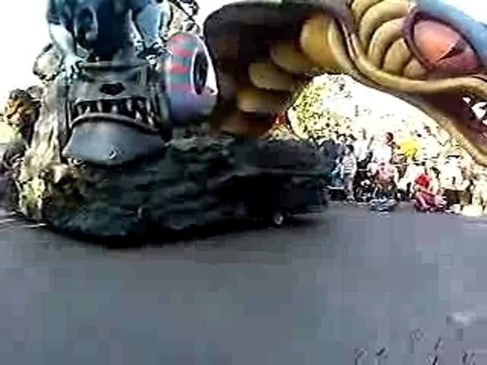 parade 4