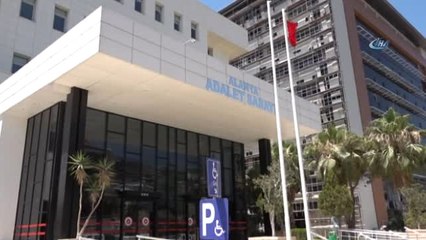 Cep Telefonu Hırsızları Yakayı Ele Verdi