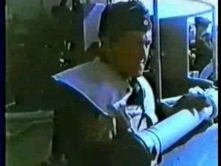 Stolz weht die Flagge schwarz weiß rot