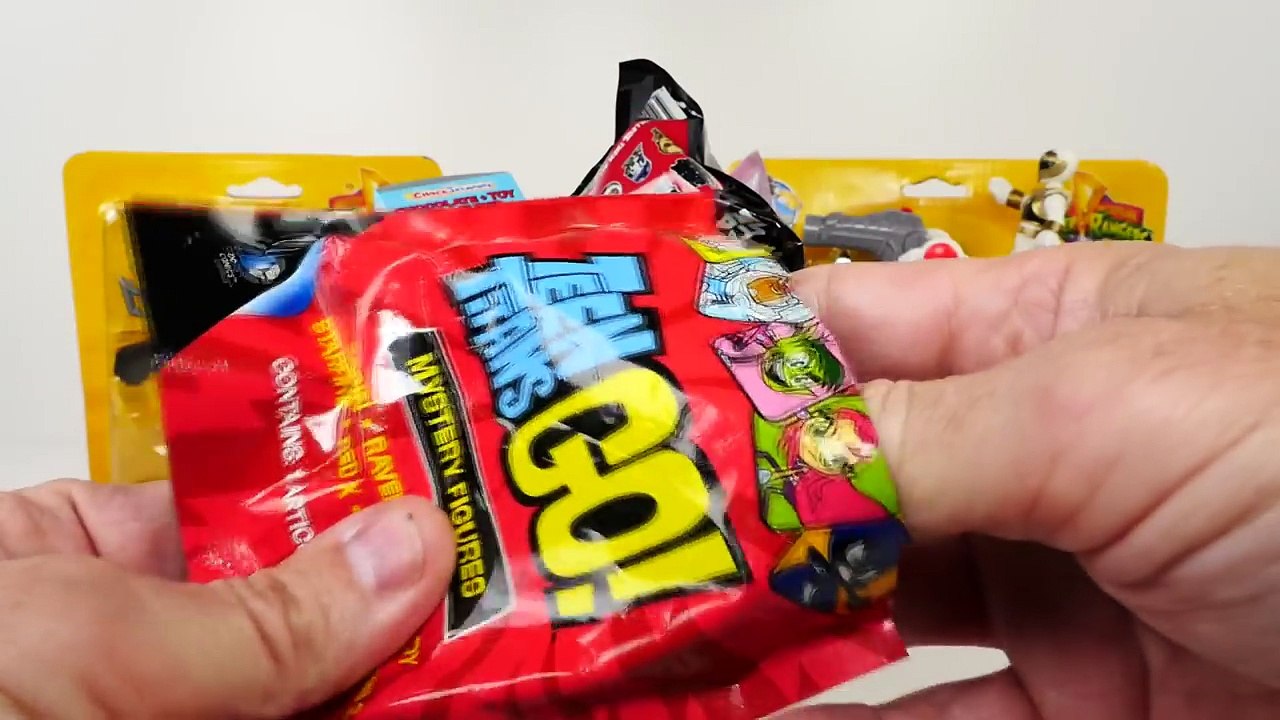 GIANT PLAY DOH SURPRISE EGG White Power Rangers and IMAGINEXT Tigerzord Figure Pack