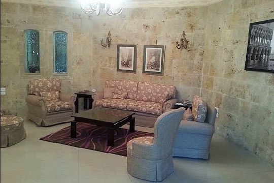 Villa with Pool for rent in Kattameya Heights overlooks Lake