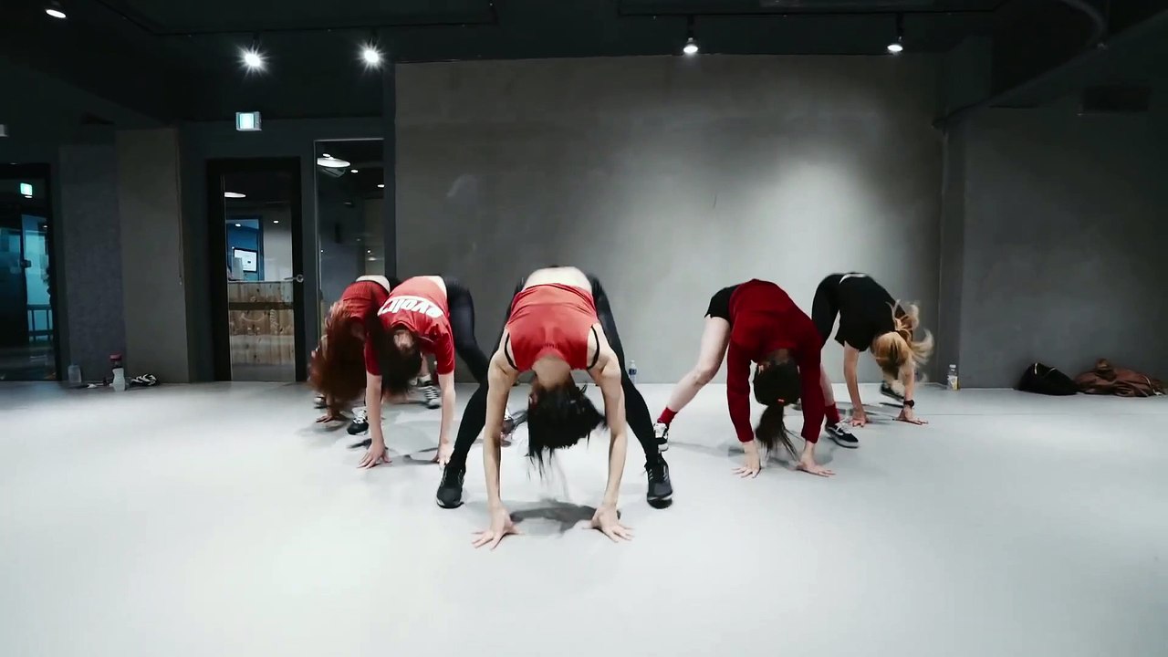 Worth it - Fifth Harmony ft.Kid Ink