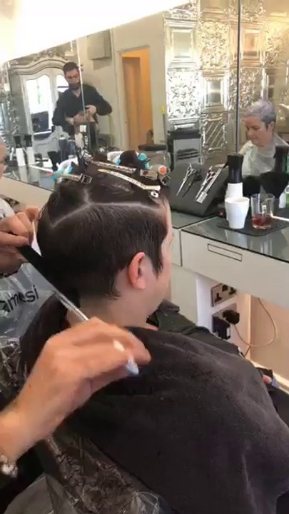 Pixie haircut with an undercut - Short pixie haircut tutorial