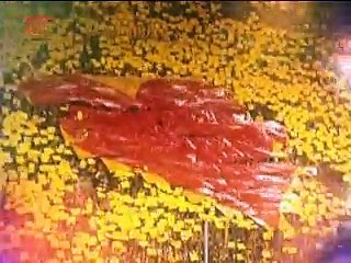 حب كرة القدم يستحيل روحاً رياضية سامية - فيديو Dailymotion_320x240