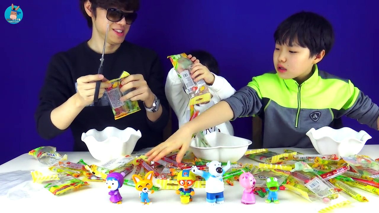 스틱젤리 100개 초거대 먹을수있는 액체괴물 만들기♡ 액괴 만들기 Learn Colors! How to make eating slime | 말이야와친구들 Mari
