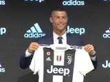 Ronaldo Diperkenalkan Oleh Juventus