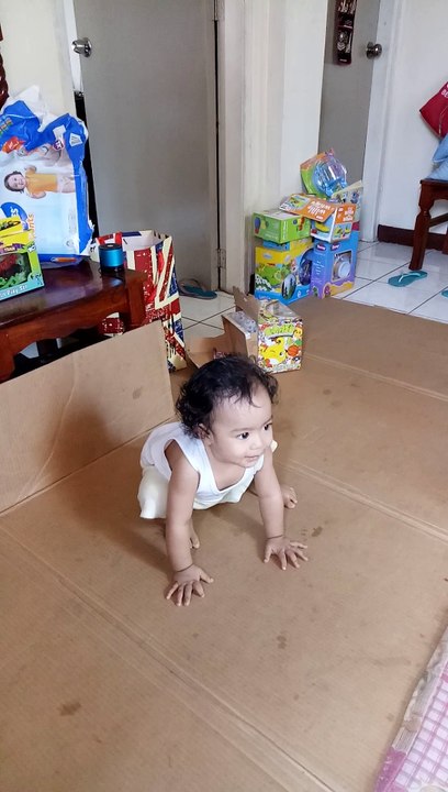 Baby First Stand