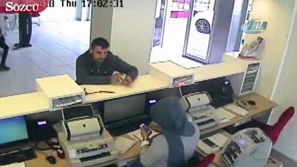 Sahte polisler birbirini dolandırdı