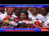 Tamilisai offers consolation to Swathi’s parents