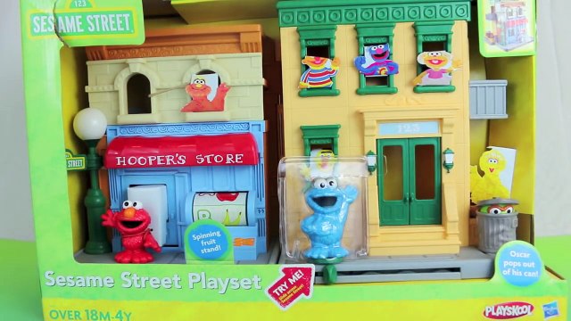 Sesame Street Playset Cookie Monster, Elmo, Oscar The Grouch, Play Doh Rubber Ducky Figuri
