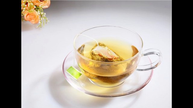 Té del bolso del triángulo dentro y fuera de la empaquetadora del bolso sellado ultrasónico