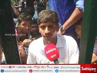 அனிதாவின் மரணத்திற்கு நீதி கேட்டு மாணவர்கள் வகுப்பு புறகணித்து போராட்டம்