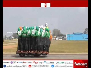 ஒரே மோட்டார் சைக்கிளில் 58 ராணுவ வீரர்கள் பயணித்து உலக சாதனை