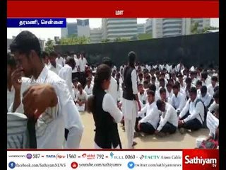 குமரி மீனவர்களுக்கு ஆதரவாக சென்னையில் சட்டப் பல்கலைகழக மாணவர்கள் போராட்டம்